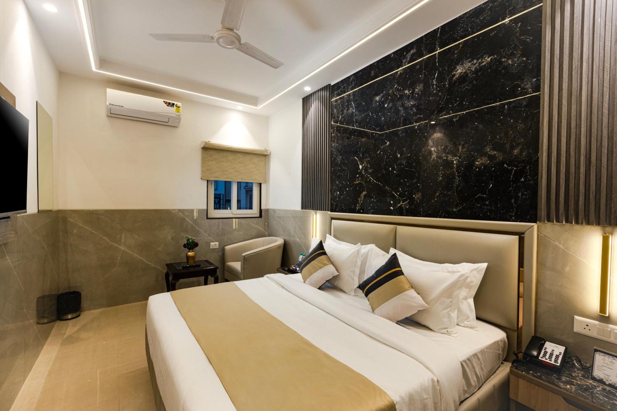 The Orion Hotel Era - Delhi Airport Нью-Дели Экстерьер фото